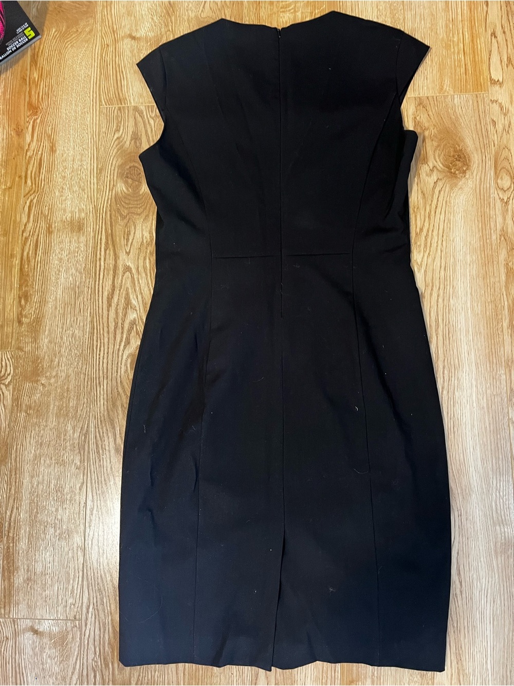 Mexx Black Cap-Sleeve Midi Sheath Dress